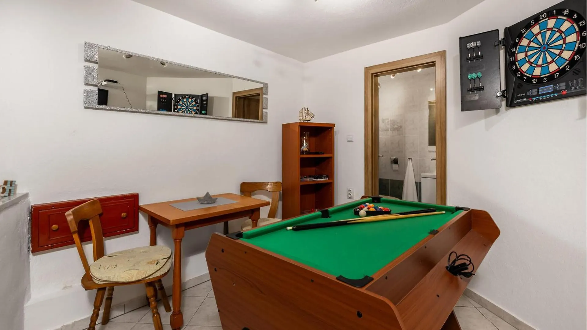 Cozy Home In Selce With Wifi